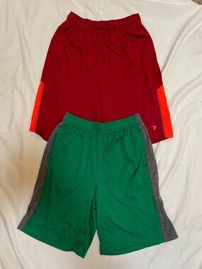 Old Navy Basketball Shorts Mens Small Lot of 2 Pairs Green and Red Preowned